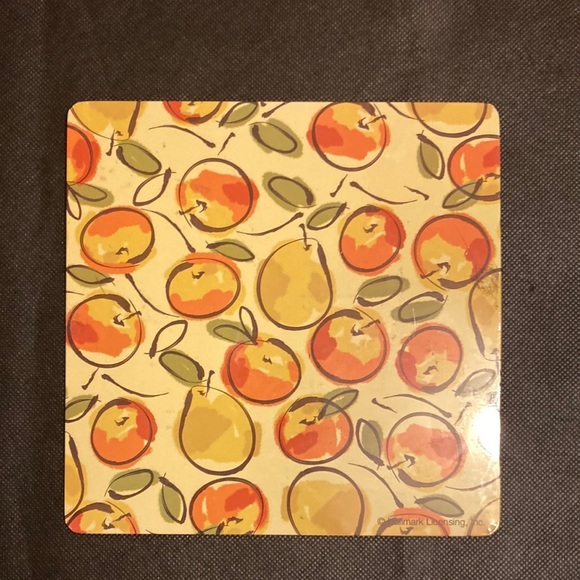 PAIR OF 7” x 7” INSULATED HOT PADS by RANGE KLEEN VINTAGE FRUIT PATTERN - Picture 2 of 7